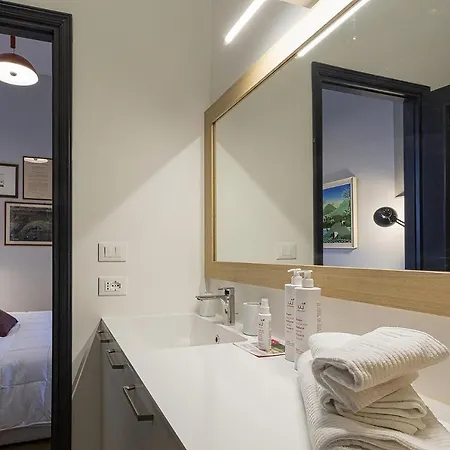 Modern Loft In The Center By Wonderful Italy *